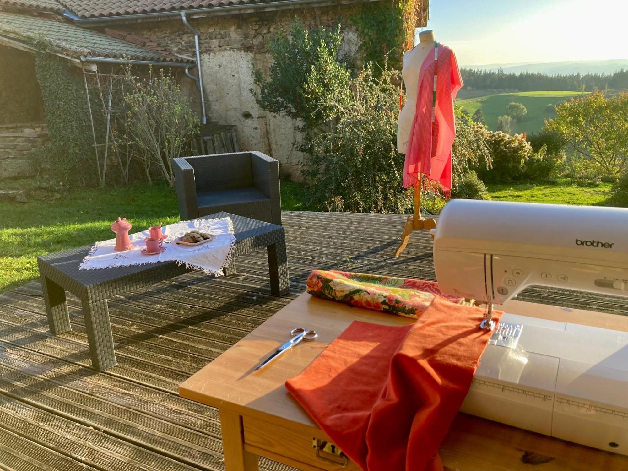 Eco-Gite Cottage Panoramique, Terrasses, Baby Foot, 150 M2 Renove Et Agrandi En 2024, Activites Proposees Champagnac-le-Vieux ภายนอก รูปภาพ